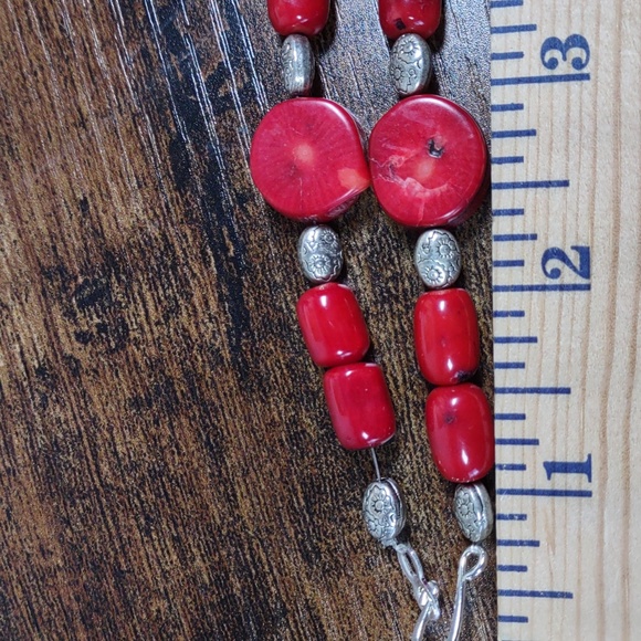 Gorgeous Bamboo Coral Bead Necklace - Picture 5 of 8